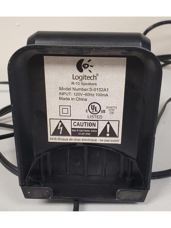 Logitech R-10 Stereo Computer Speakers Tested Working VG Condition w/ Cables - Picture 4 of 4